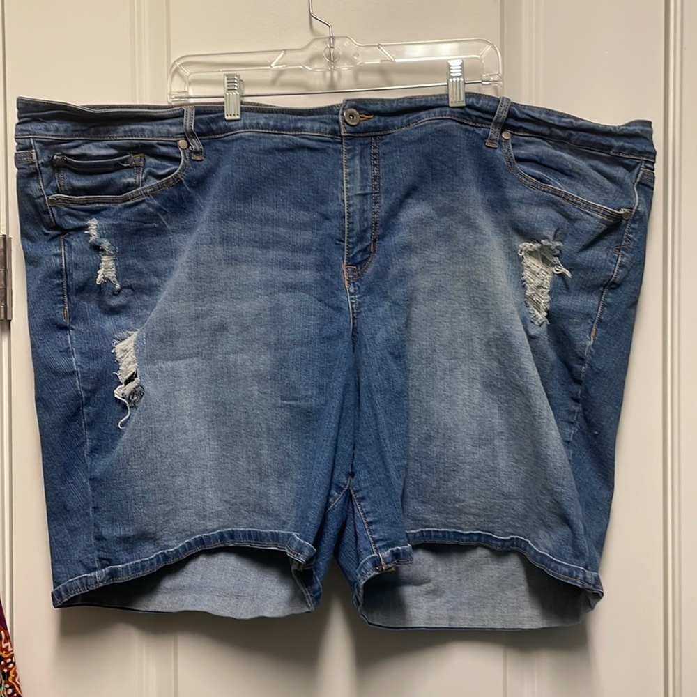 Torrid Size 30 Shorts